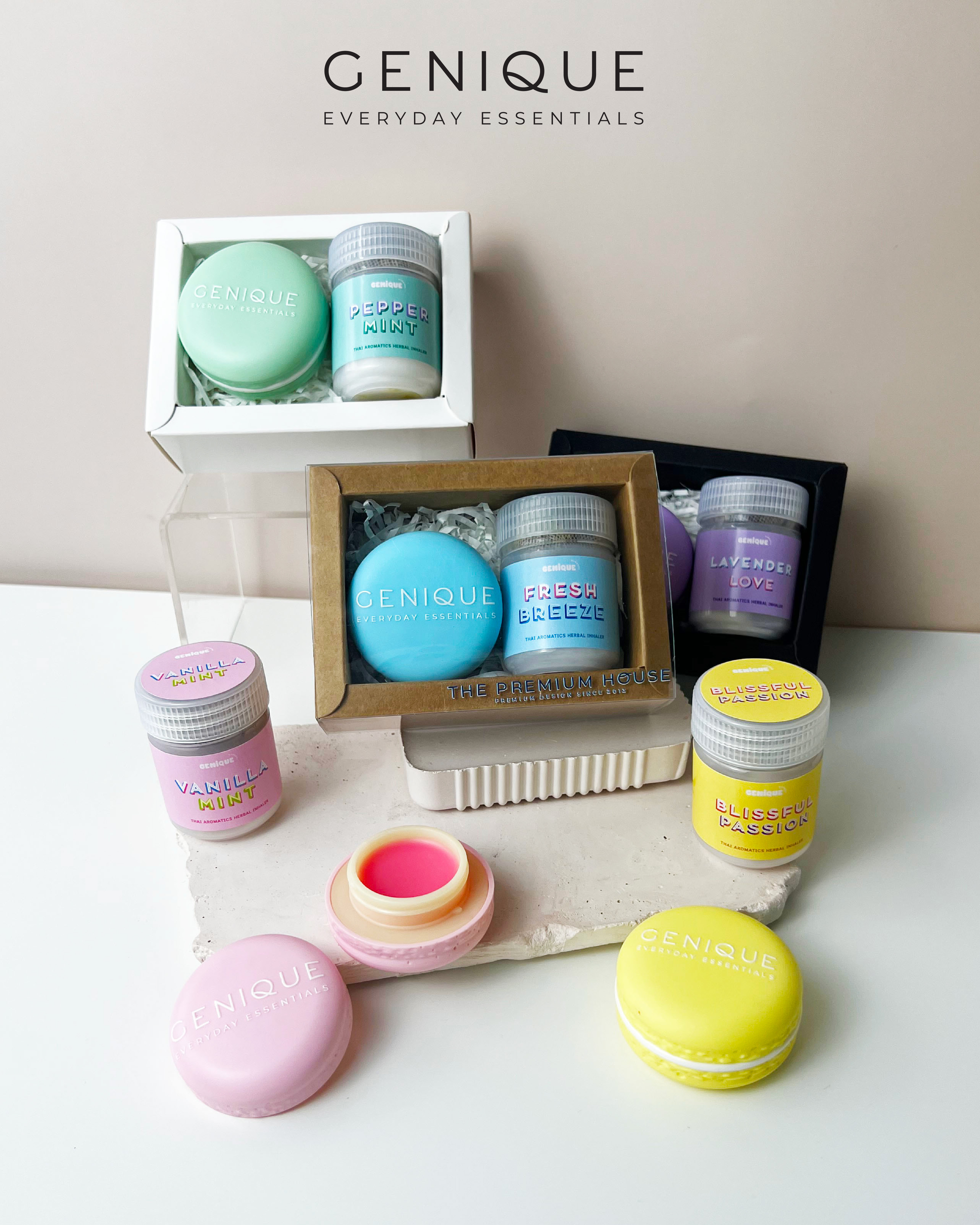 Genique พรีเมี่ยมเซท Giftset Happy Heal บาล์มมาการอง + ยาดมขวดขาวขุ่น