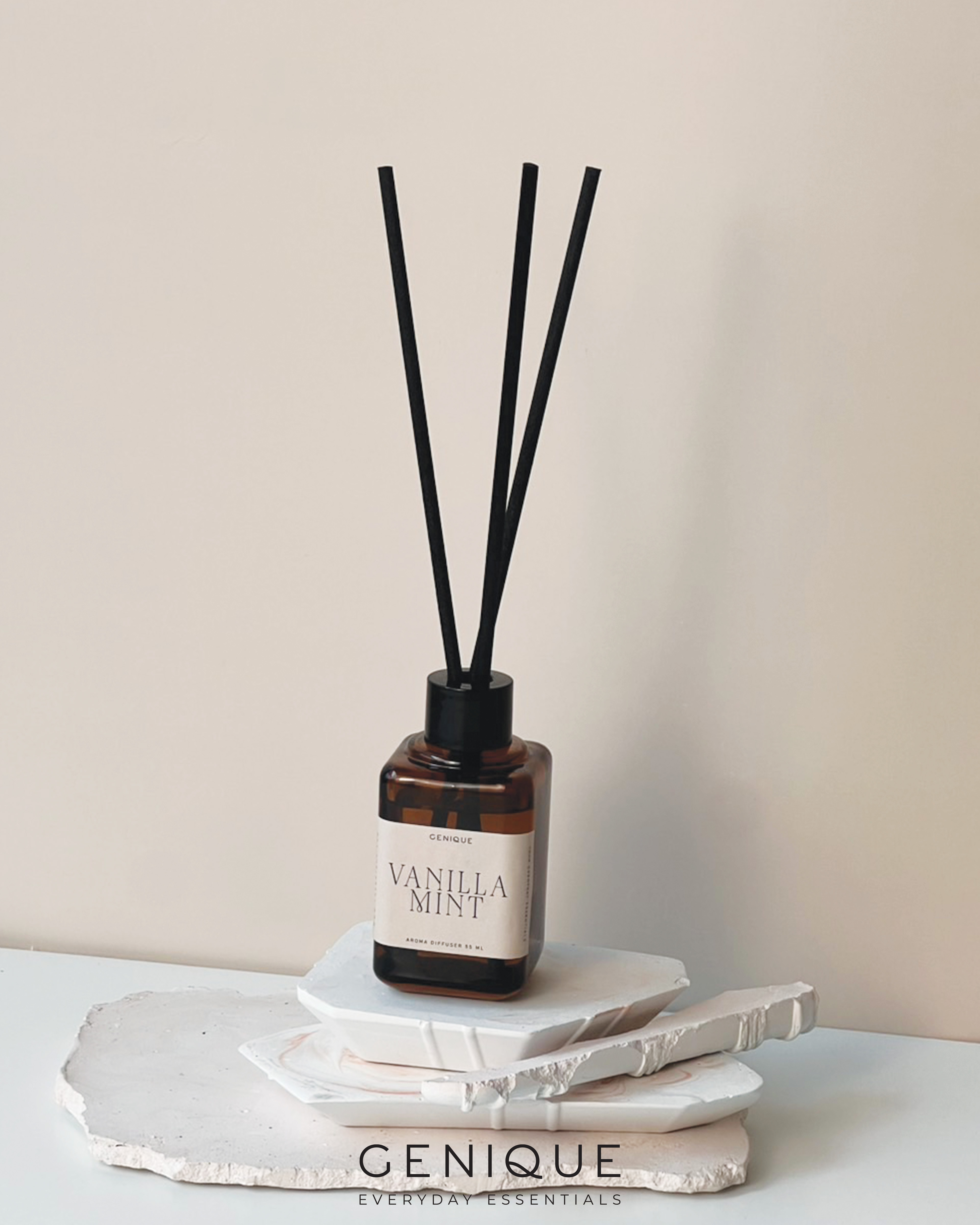 Genique Diffuser น้ำหอมปรับอากาศ  ขวดสีชา |  Vanilla Mint
