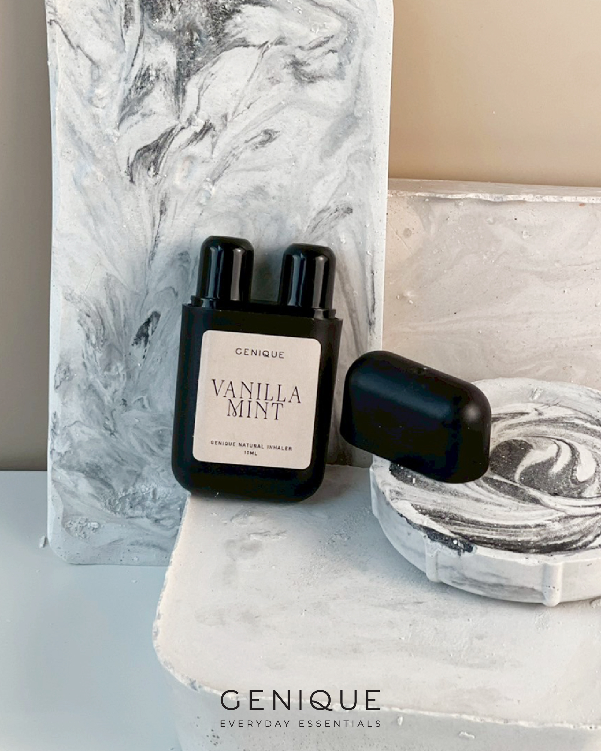 Genique Herbal double Inhaler ยาดมแบบสองรู | Vanilla Mint