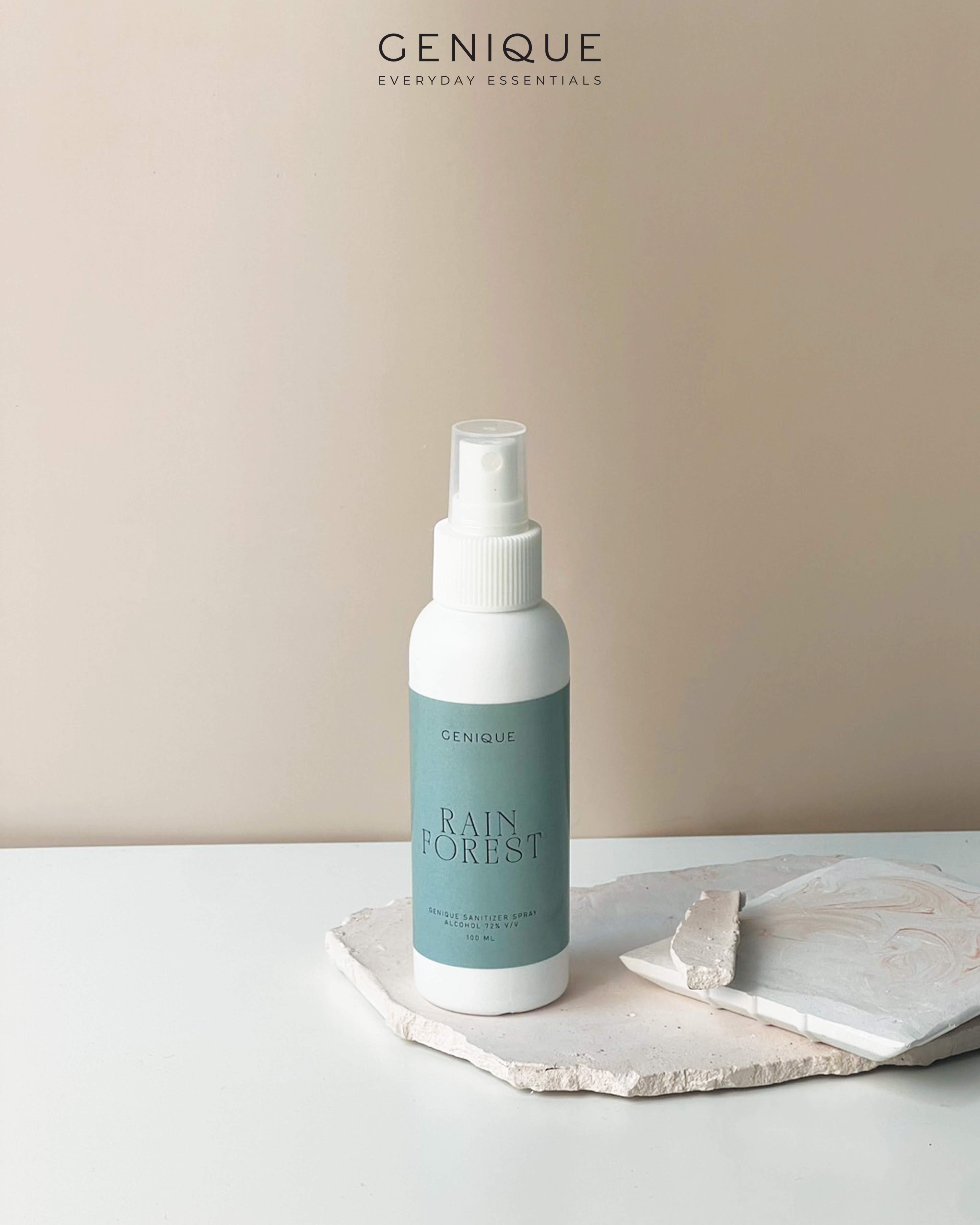 Genique spray alcohol สเปรย์แอลกอฮอล์ แบบขวด | Rain Forest สีเขียว