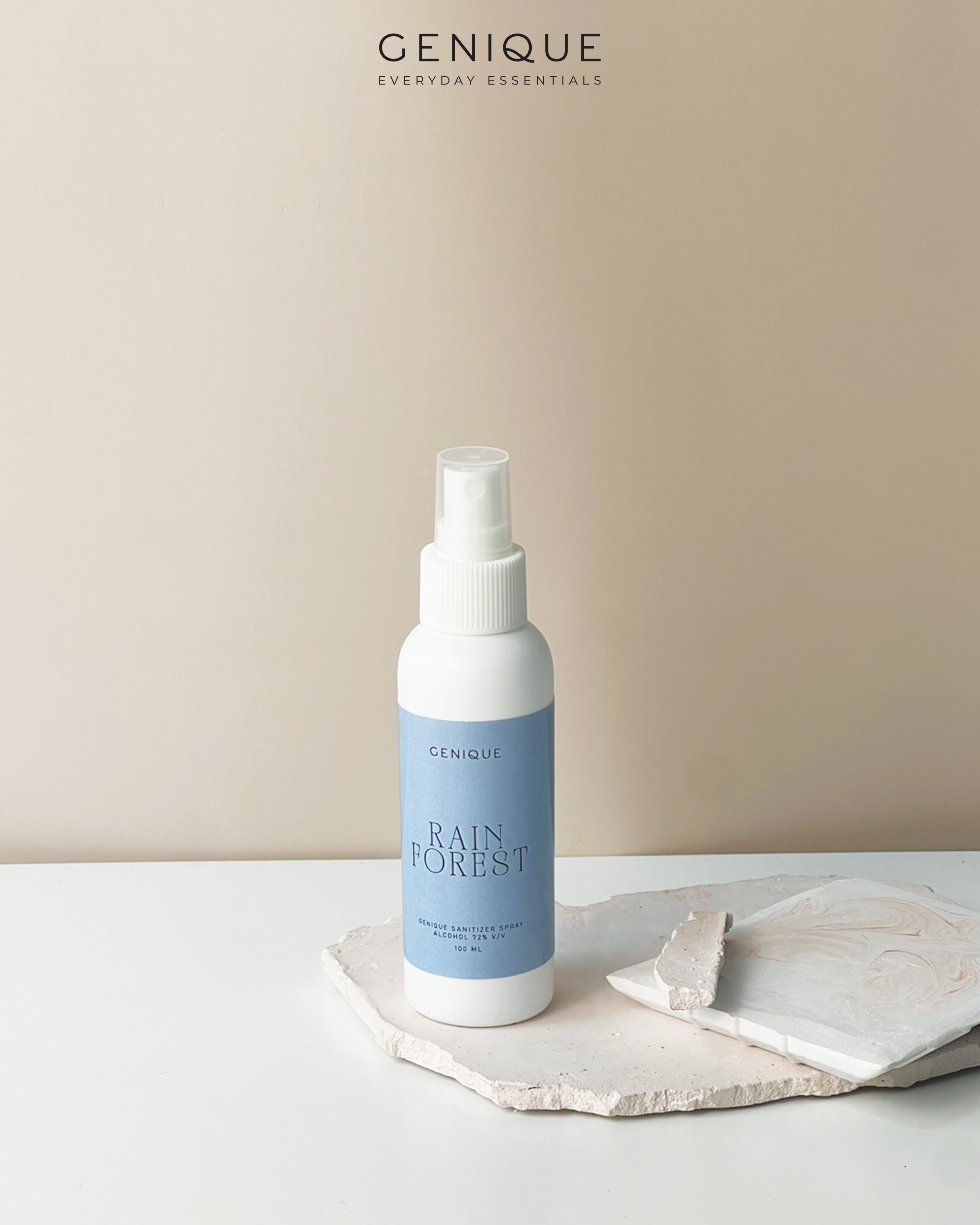 Genique spray alcohol สเปรย์แอลกอฮอล์ แบบขวด | Rain Forest สีฟ้า
